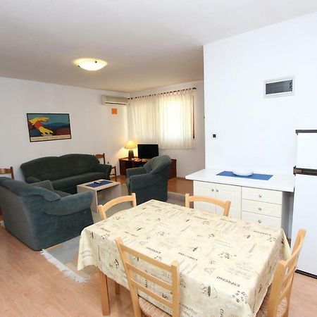 Apartments Lora Ровінь Екстер'єр фото