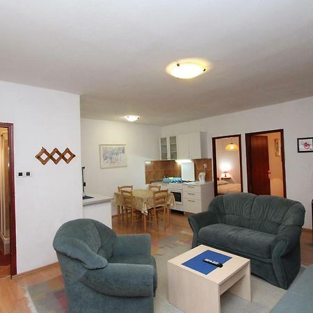 Apartments Lora Ровінь Екстер'єр фото