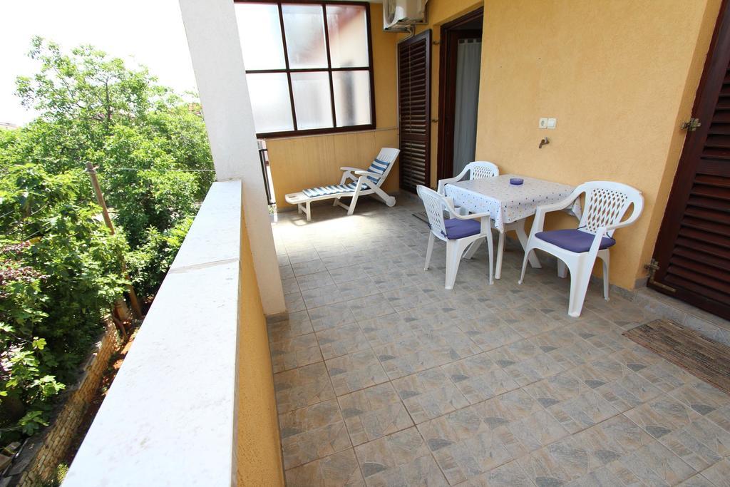 Apartments Lora Ровінь Екстер'єр фото