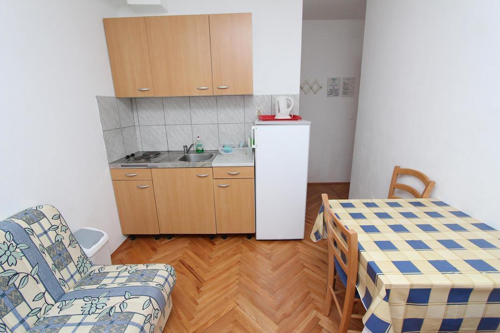 Apartments Lora Ровінь Екстер'єр фото