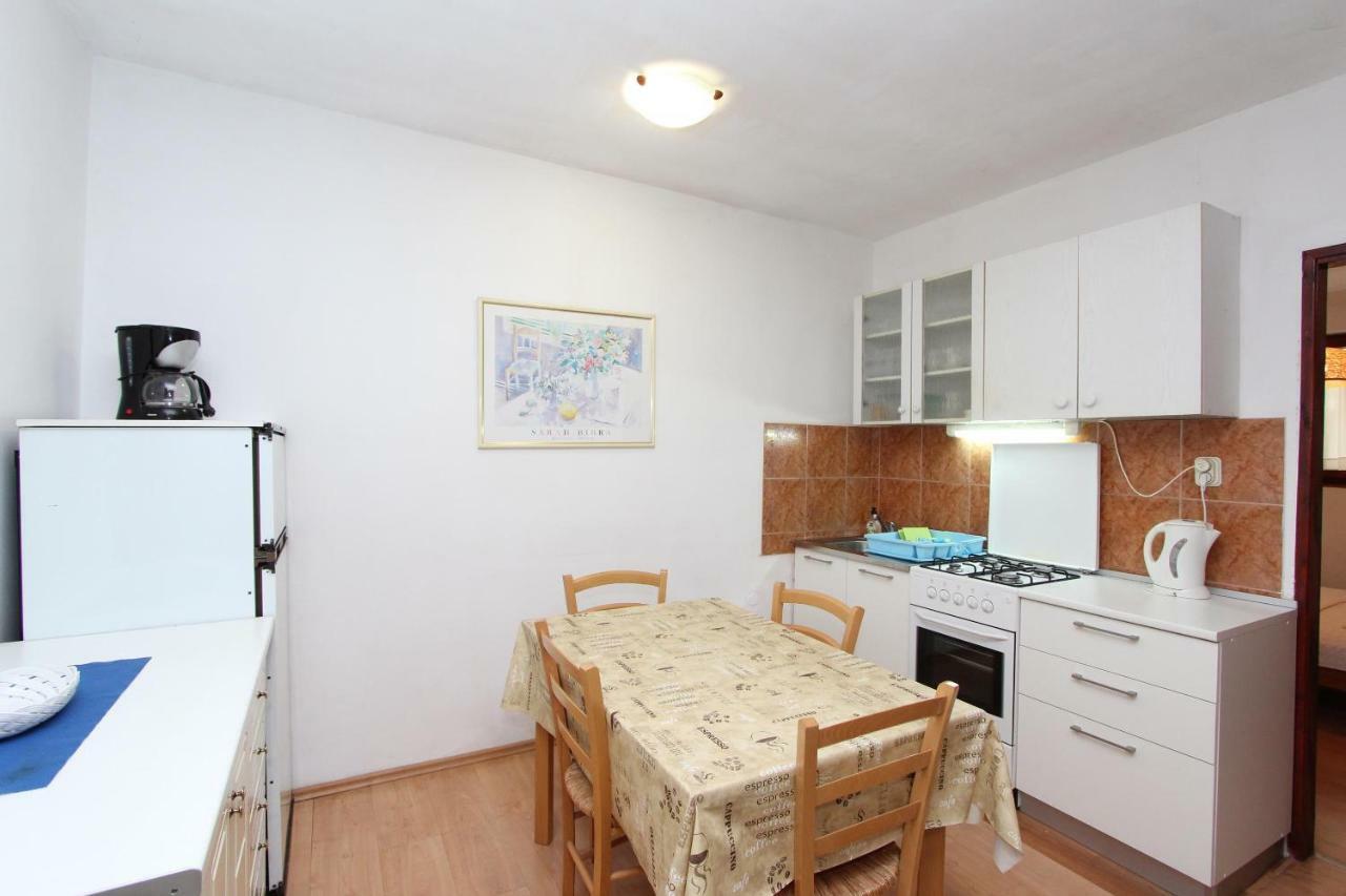 Apartments Lora Ровінь Екстер'єр фото