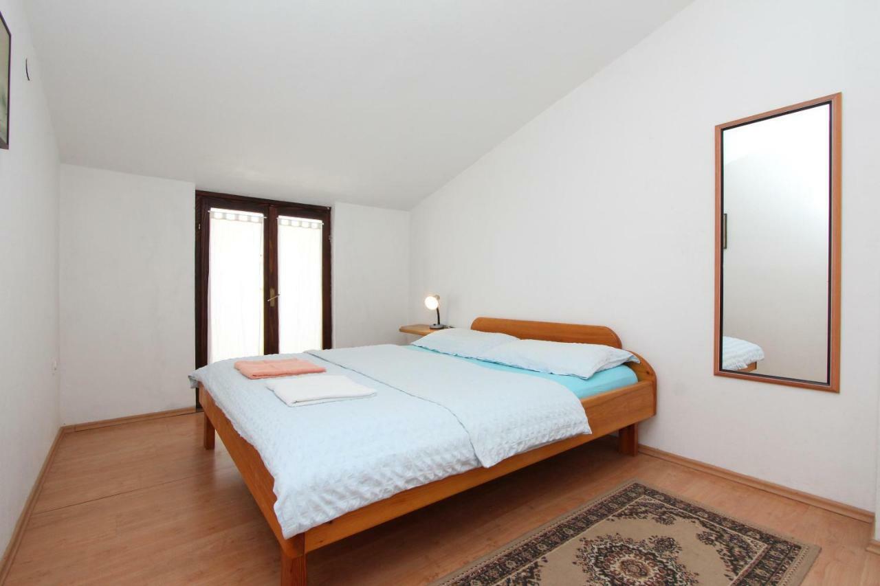 Apartments Lora Ровінь Екстер'єр фото