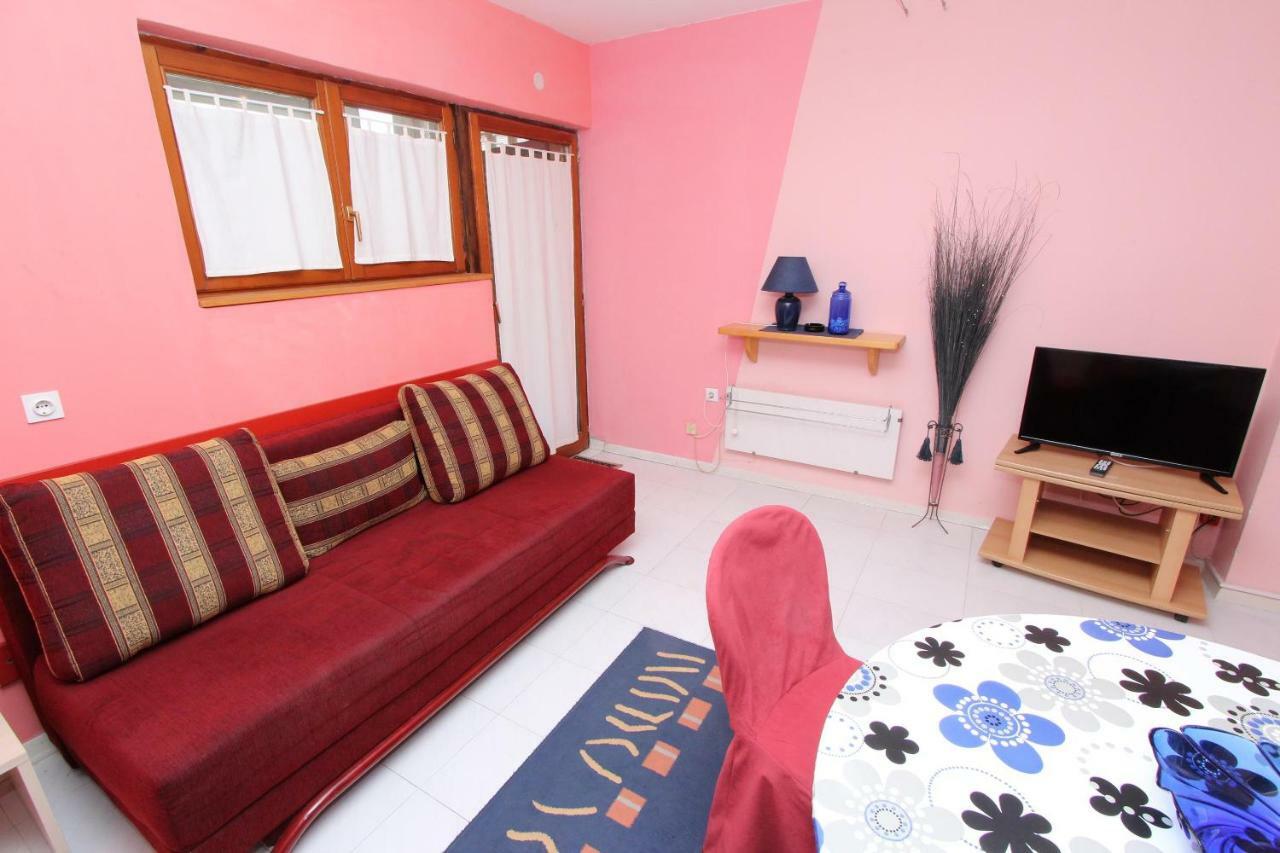 Apartments Lora Ровінь Екстер'єр фото