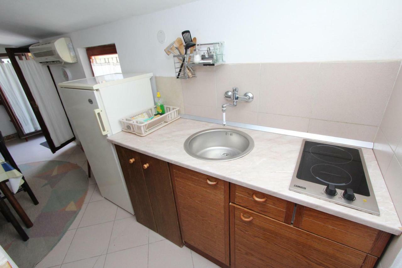 Apartments Lora Ровінь Екстер'єр фото