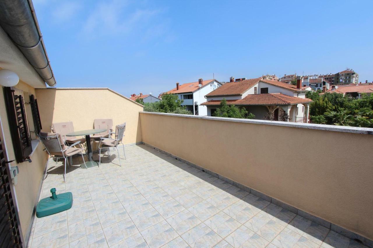 Apartments Lora Ровінь Екстер'єр фото